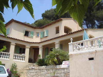maison location saisonniere 06